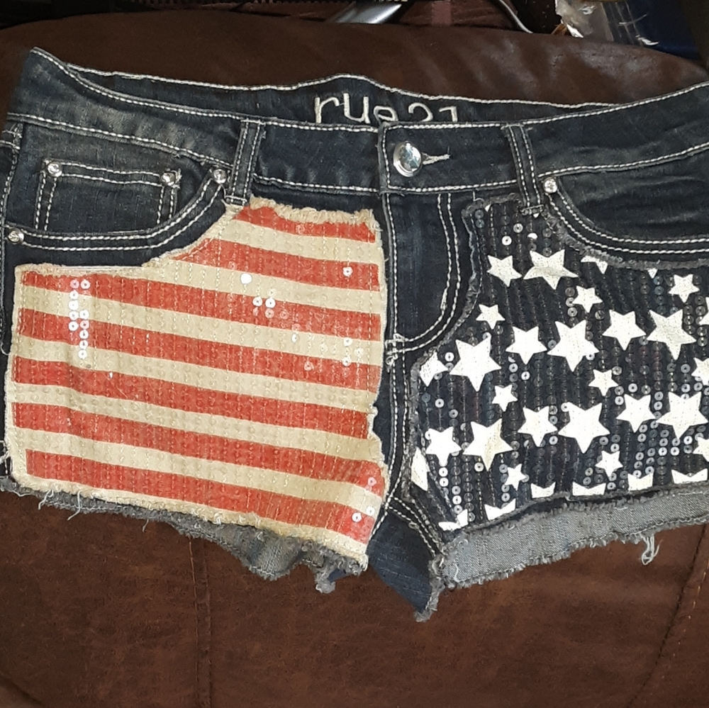 Rue 21 American flag shorts